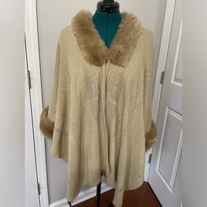 Women's Flare Sleeve Faux Fur Collar Winter Cloak Cape Coat Poncho Ellie & Kate